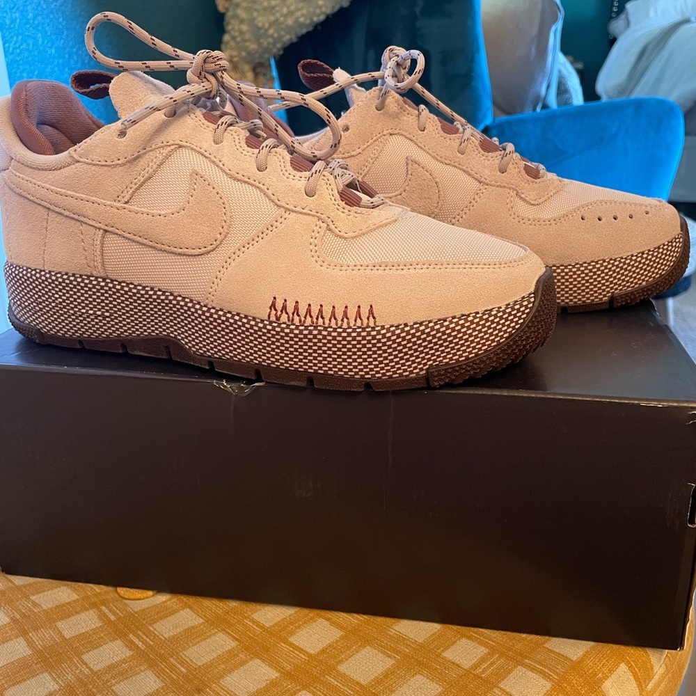 Nike Air Force Wild